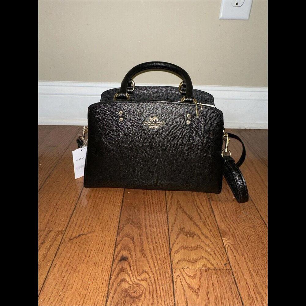 NWT Coach Mini Lillie Carryall 91146 black